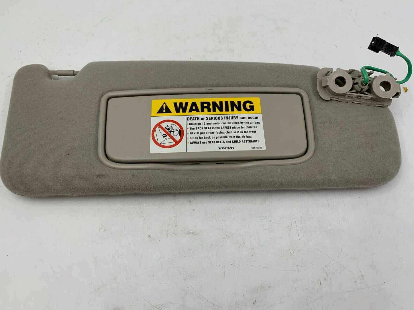 2004-2006 Volvo S40 Passenger Sun Visor Sunvisor Gray Illuminated OEM B01B38027