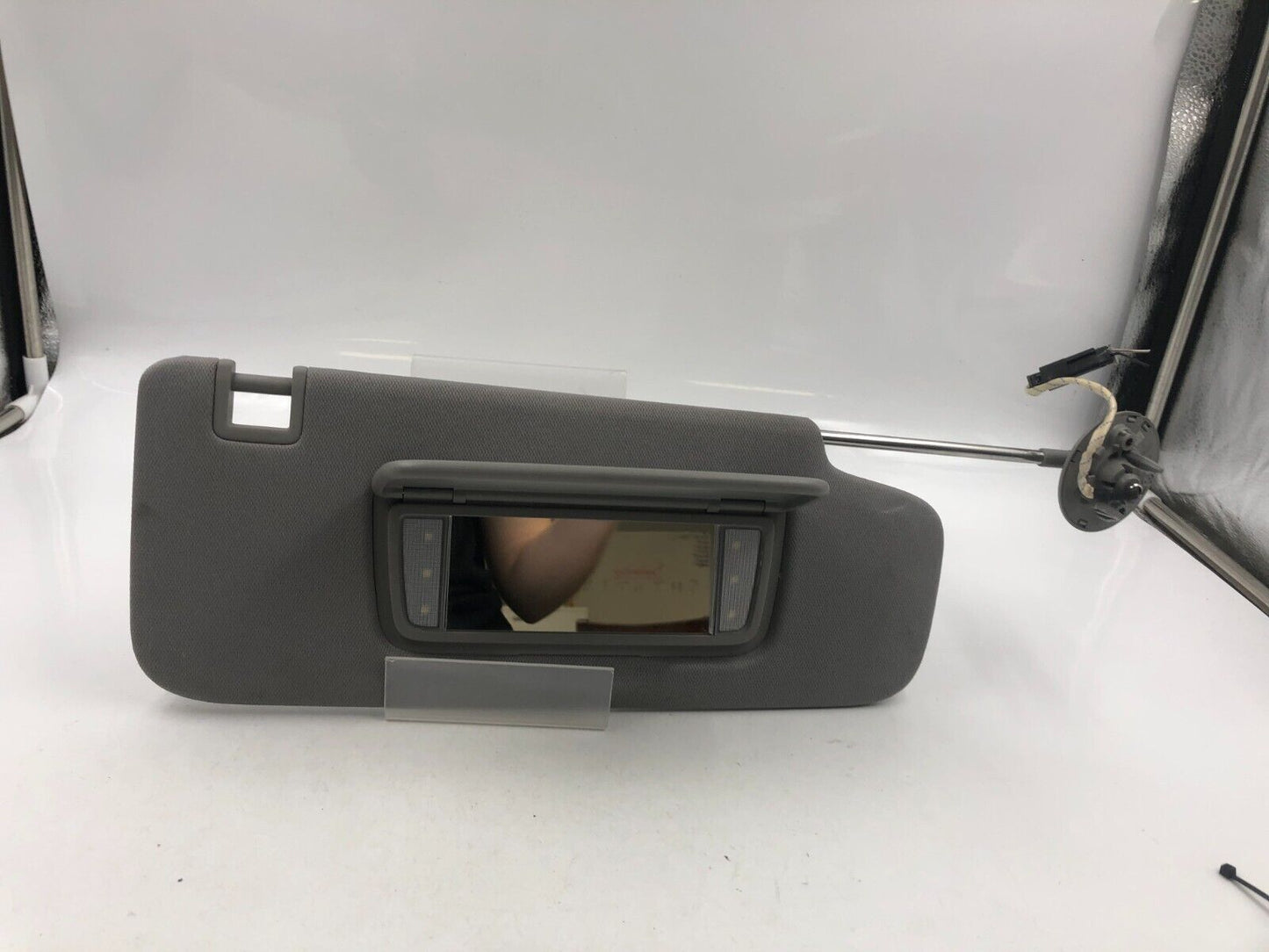 2018-2020 Chevrolet Equinox Passenger Sun Visor Sunvisor Gray OEM A01B51039