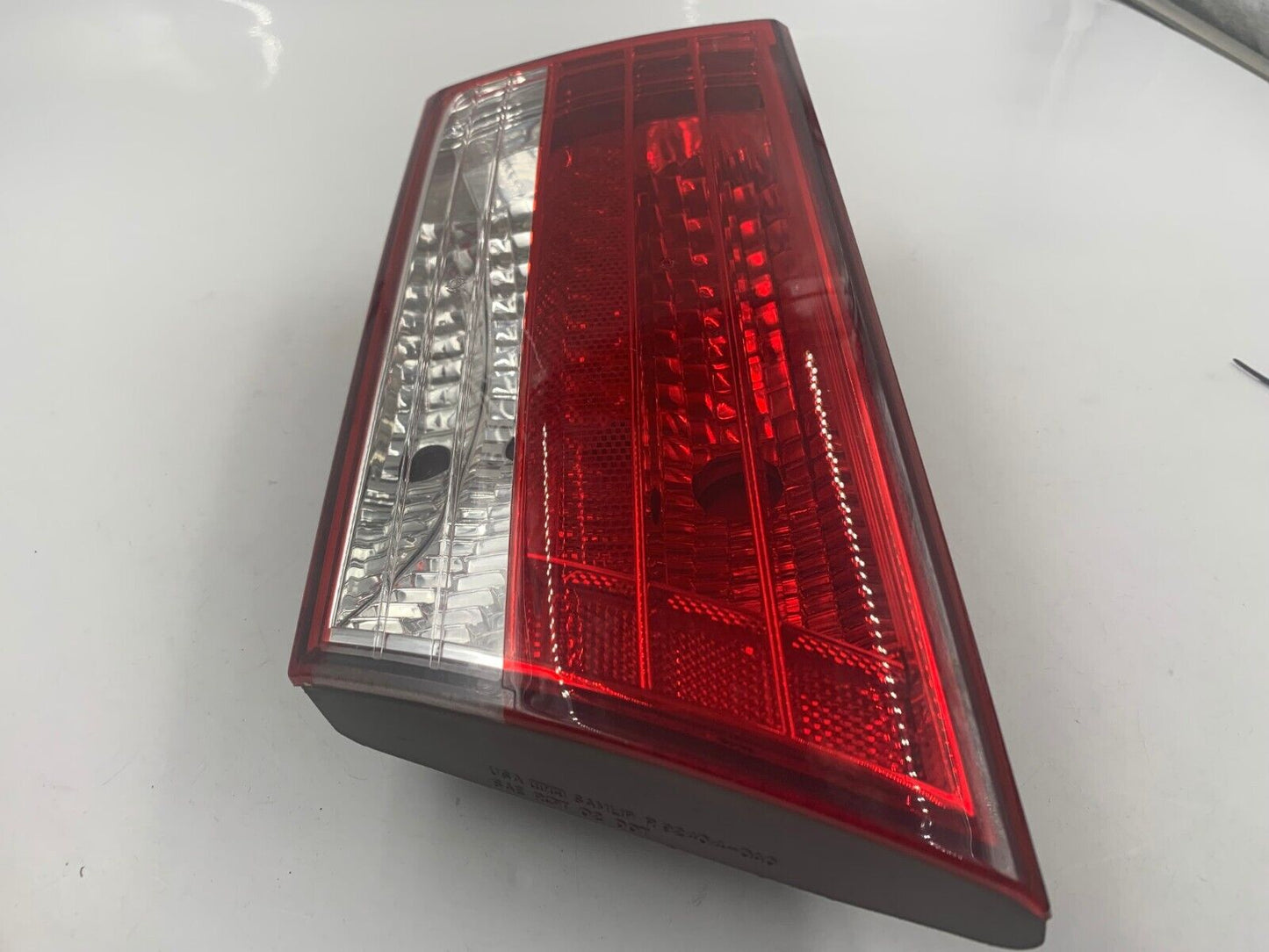 2006-2008 Hyundai Sonata Passenger Side Inner Tail Light Taillight OEM A01B16049