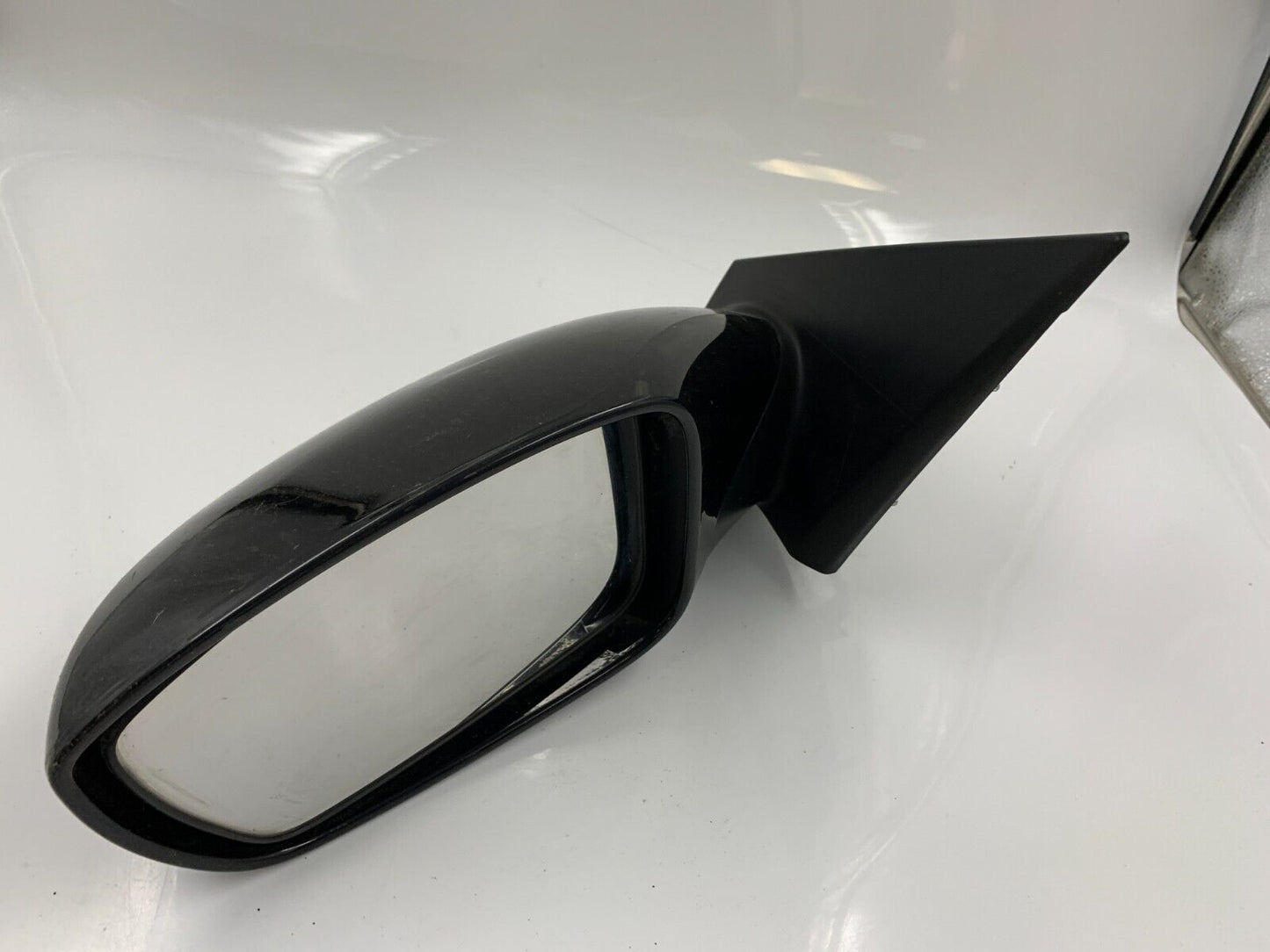 2011-2014 Hyundai Sonata Driver Side View Power Door Mirror Black OEM E04B39020