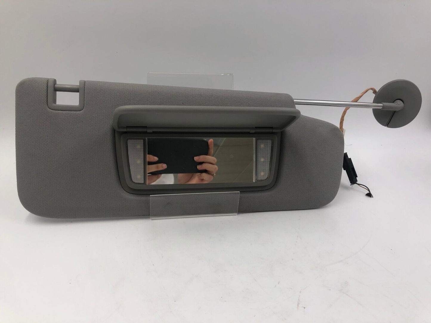 2018-2020 GMC Terrain Passenger Sun Visor Sunvisor Gray Illuminated F01B21060