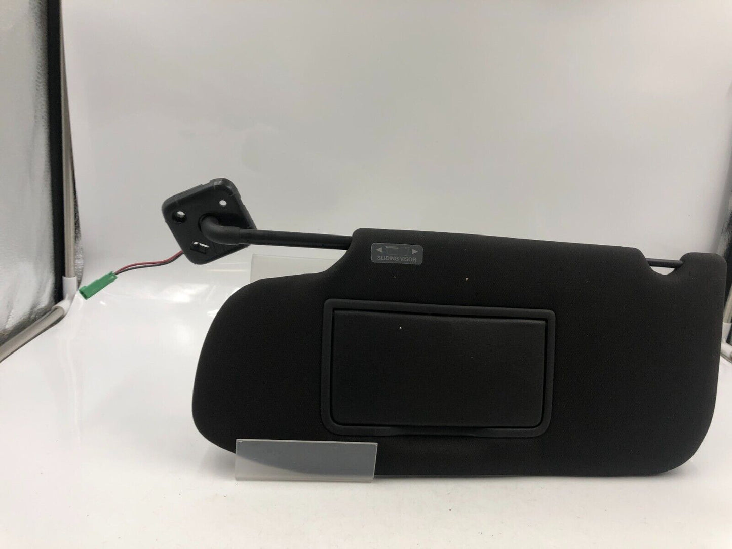 2013-2019 Ford Taurus Driver Sun Visor Sunvisor Black Illuminated OEM A03B40052