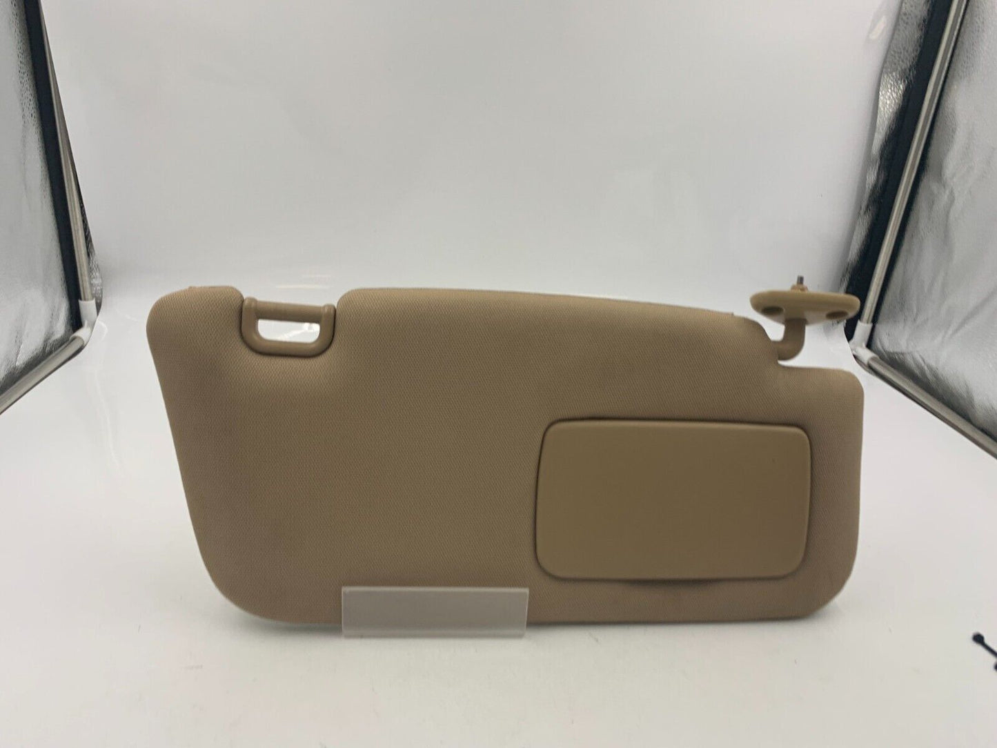 2003-2005 Subaru Forester Passenger Sun Visor Sunvisor Tan C04B49064