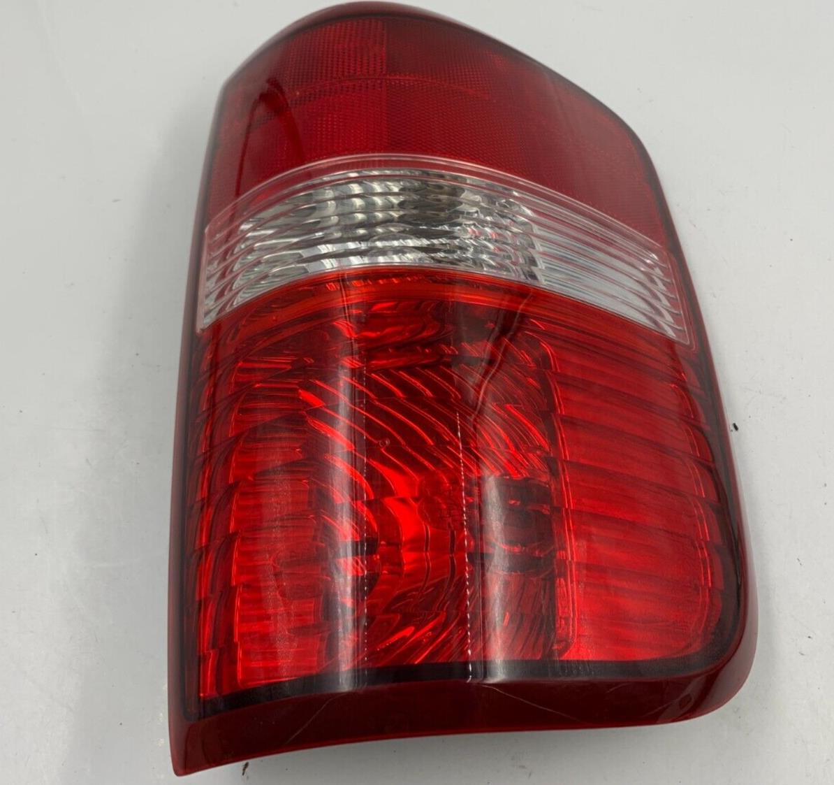 2004-2008 Ford F150 Driver Tail Light Taillight Lamp Styleside OEM B01B06032