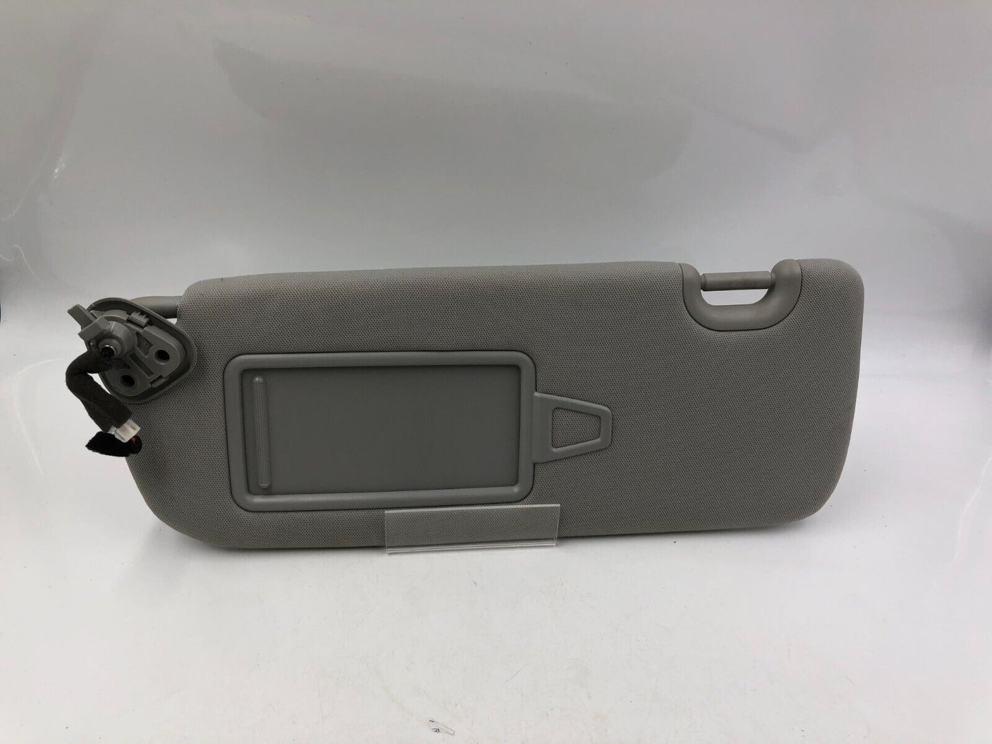 2013-2018 Hyundai Santa Fe Driver Sun Visor Sunvisor Gray Illuminated C04B10011