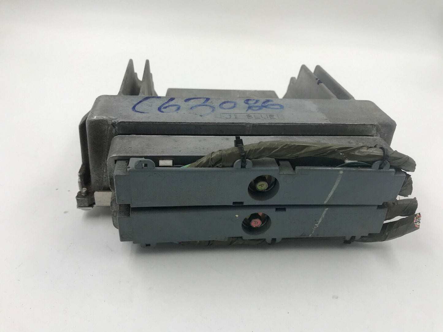 2001 Oldsmobile Intrigue Engine Control Module ECU ECM OEM B02B18039