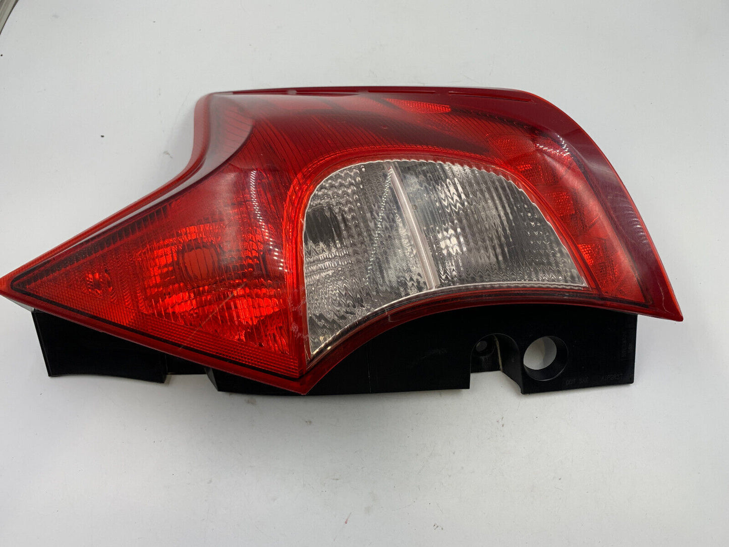 2014-2019 Nissan Versa Hatchback Passenger Taillight Tail light OEM C01B16029