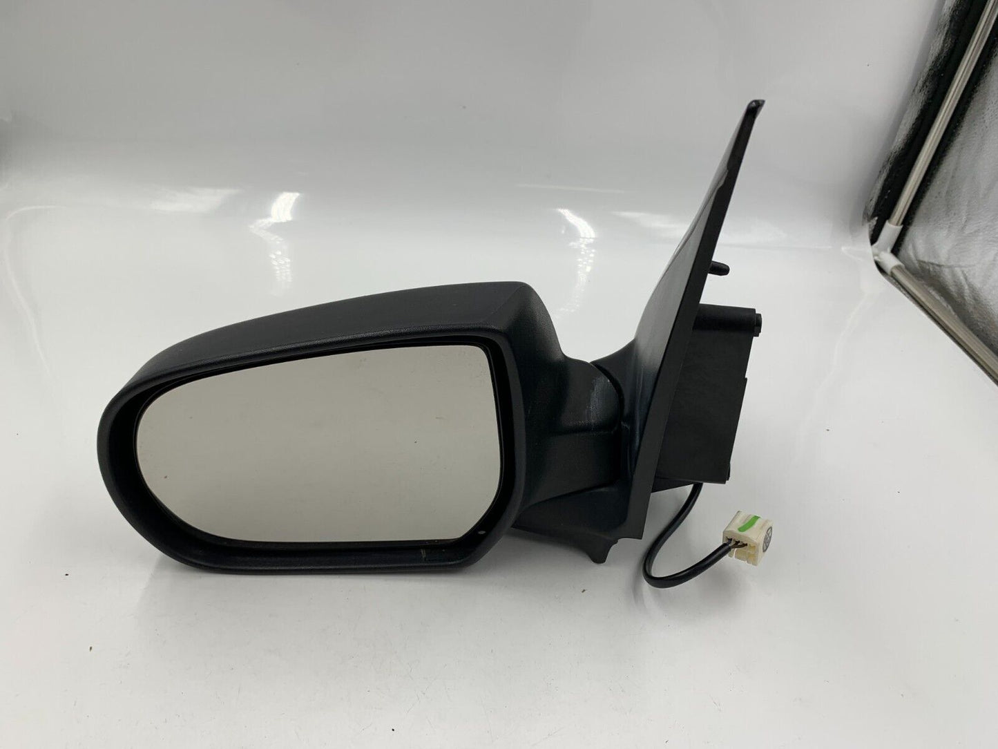 2001-2007 Ford Escape Driver Side View Power Door Mirror Black OEM A01B36020