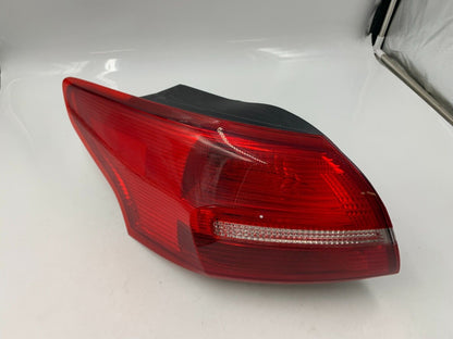 2015-2018 Ford Focus Sedan Passenger Side Tail Light Taillight OEM E04B06052