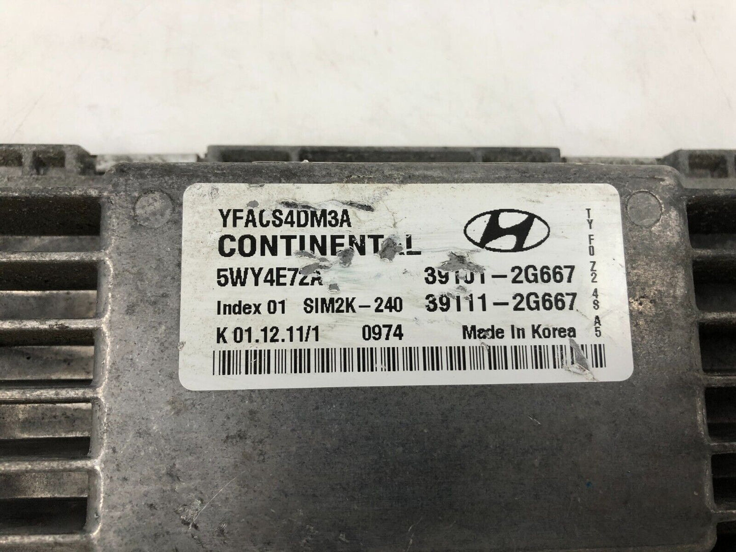 2011-2014 Hyundai Sonata Engine Control Module Unit ECU ECM E01B13052