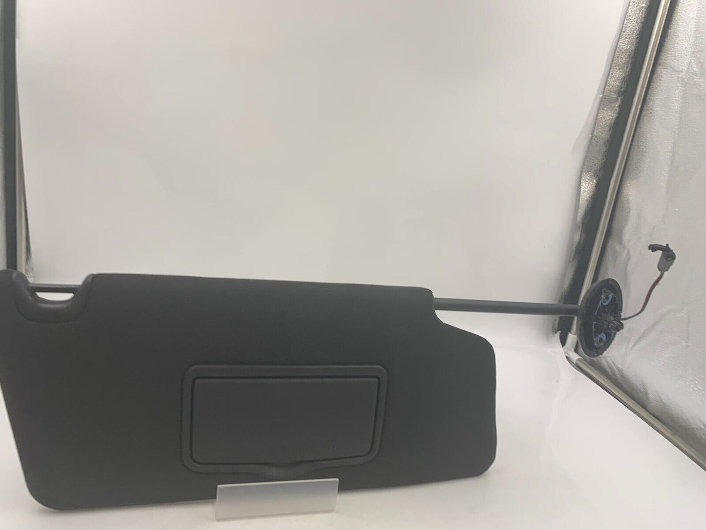 2011-2015 Ford Explorer Passenger Sun Visor Sunvisor Black Illuminated A01B19003