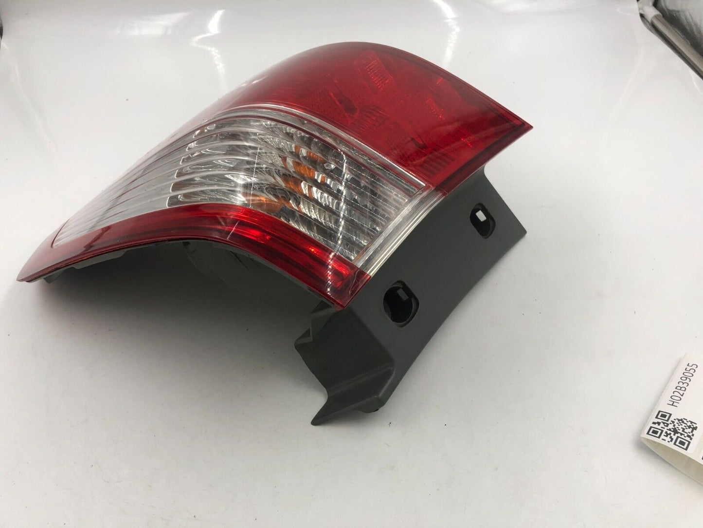 2007 Honda Odyssey Passenger Side Tail Light Taillight OEM A01B55001