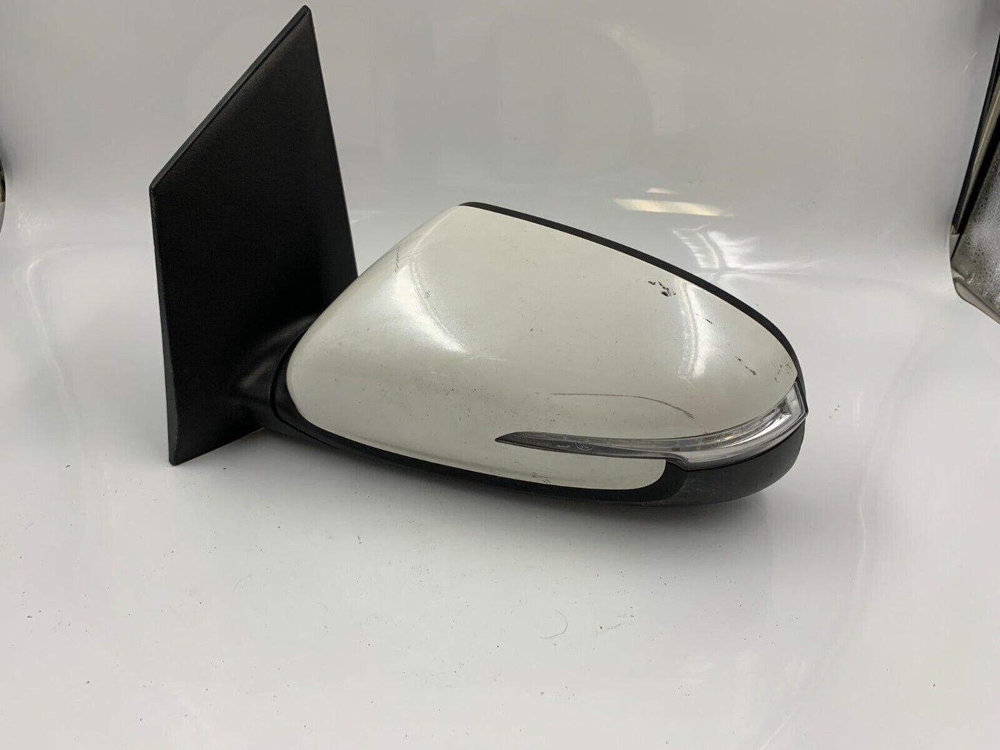 2014-2017 Kia Forte Driver Side View Power Door Mirror White OEM B04B10031