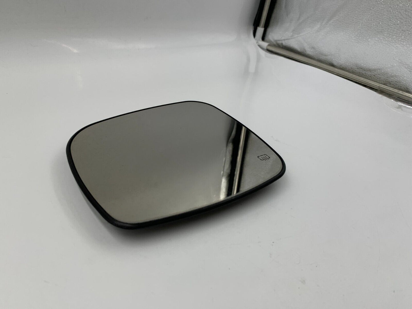 2011-2020 Dodge Caravan Driver Side View Power Door Mirror Glass Only E03B34089