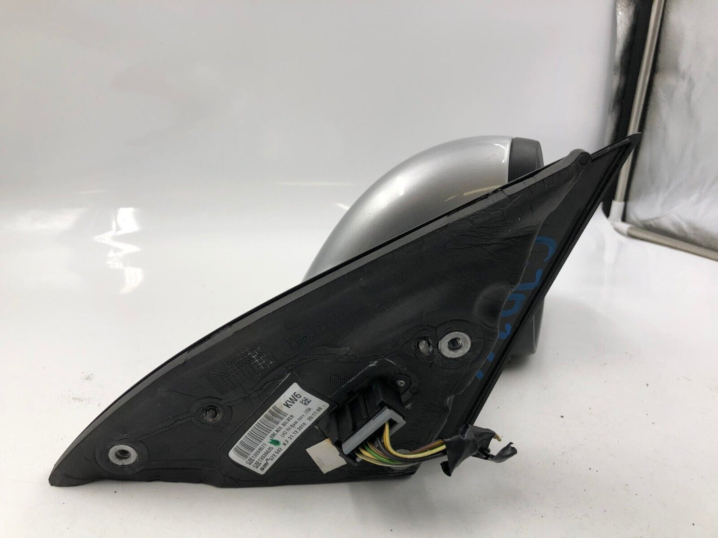 2011-2013 Buick Regal Passenger Side View Power Door Mirror Silver OEM A03B52036