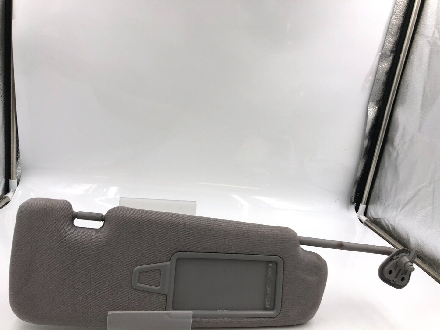 2011-2015 Hyundai Sonata Passenger Sun Visor Sunvisor Gray Illuminated C03B19065