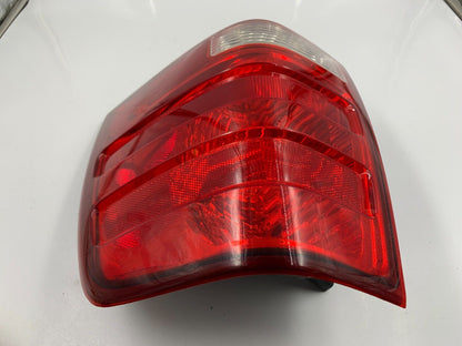 2003-2006 Ford Expedition Passenger Side Tail Light Taillight OEM B01B41031