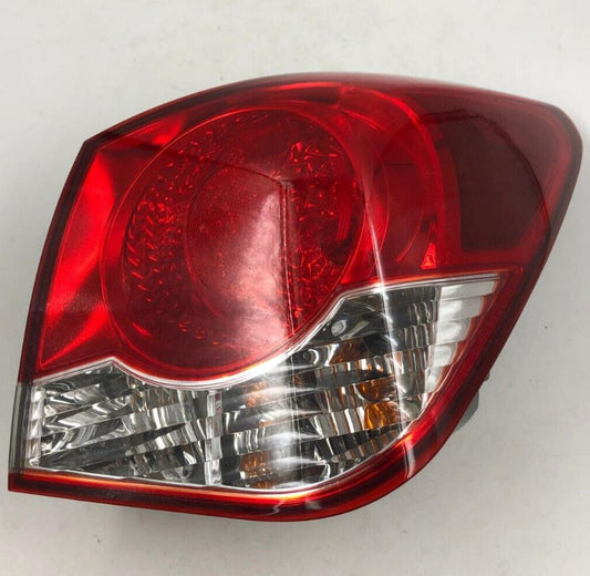 2011-2016 Chevrolet Cruze Passenger Side Tail Light Taillight OEM D04B09040