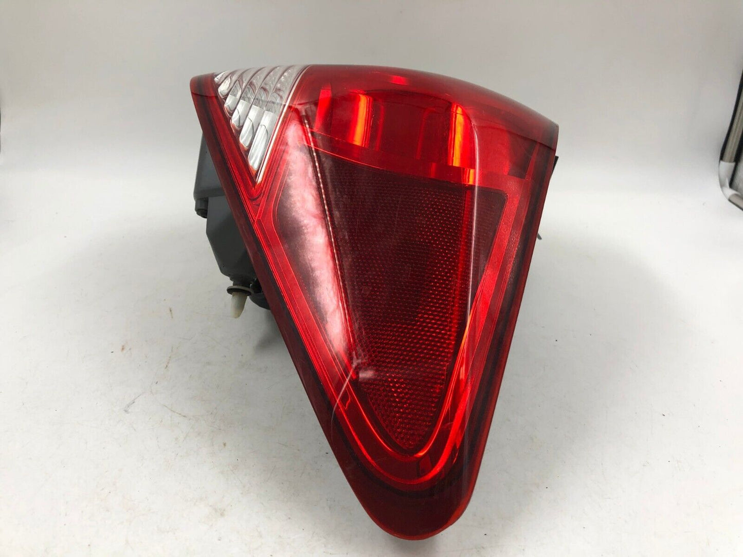 2011-2016 Chevrolet Cruze Passenger Side Tail Light Taillight OEM D04B09040