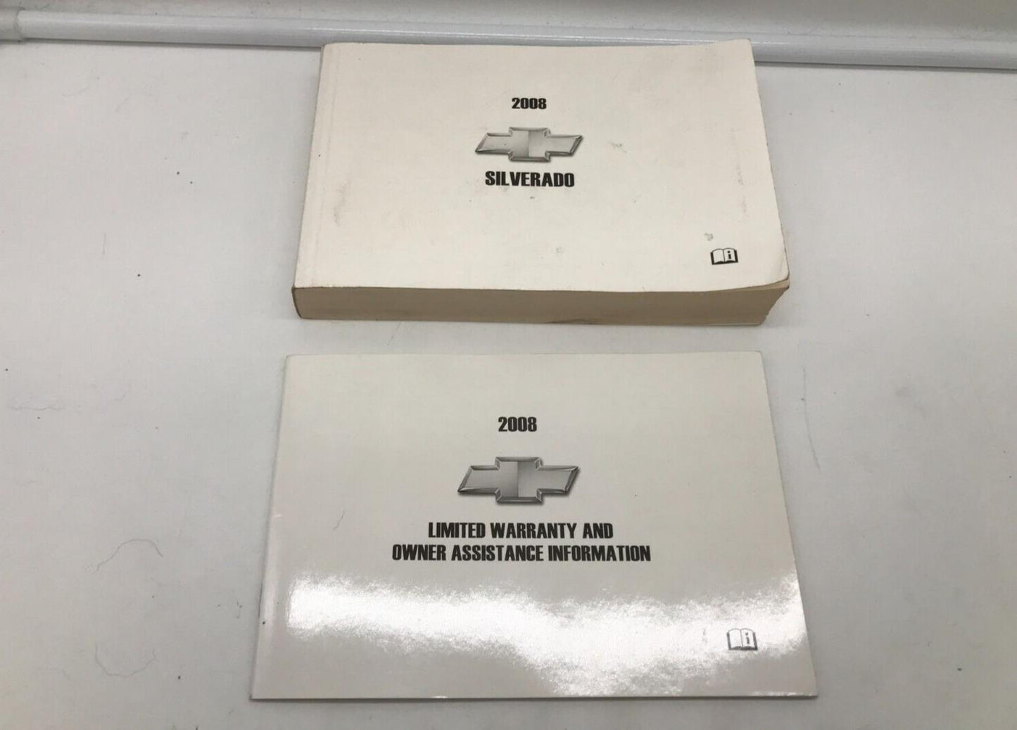 2008 Chevrolet Silverado 1500 Owners Manual Set OEM F01B50021