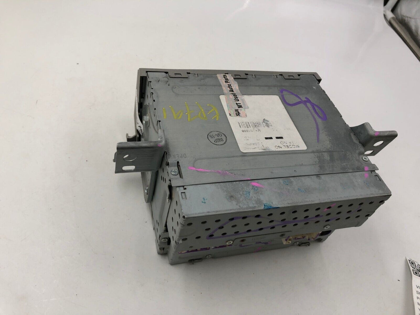 2005-2007 Toyota Avalon Radio AM FM CD Player Receiver OEM A02B06035