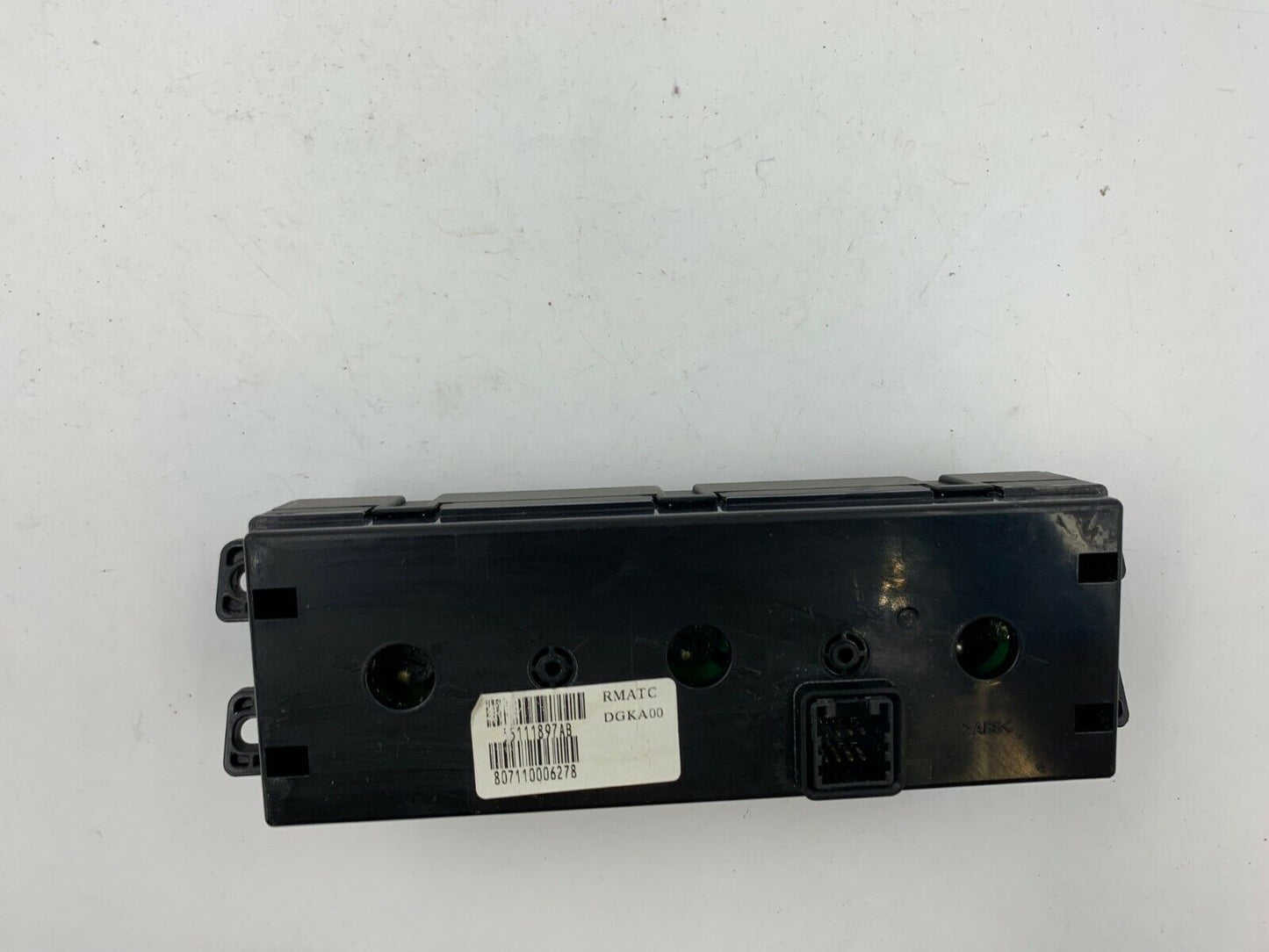 2009-2011 Volkswagen Routan AC Heater Climate Control OEM B25004