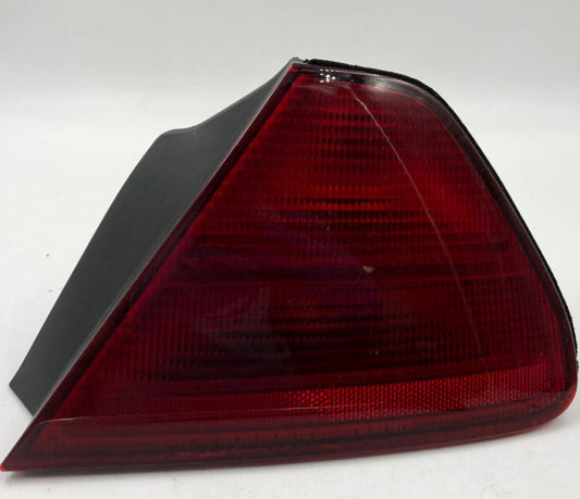 1998-2002 Honda Accord Passenger Side Tail Light Taillight OEM C01B15012