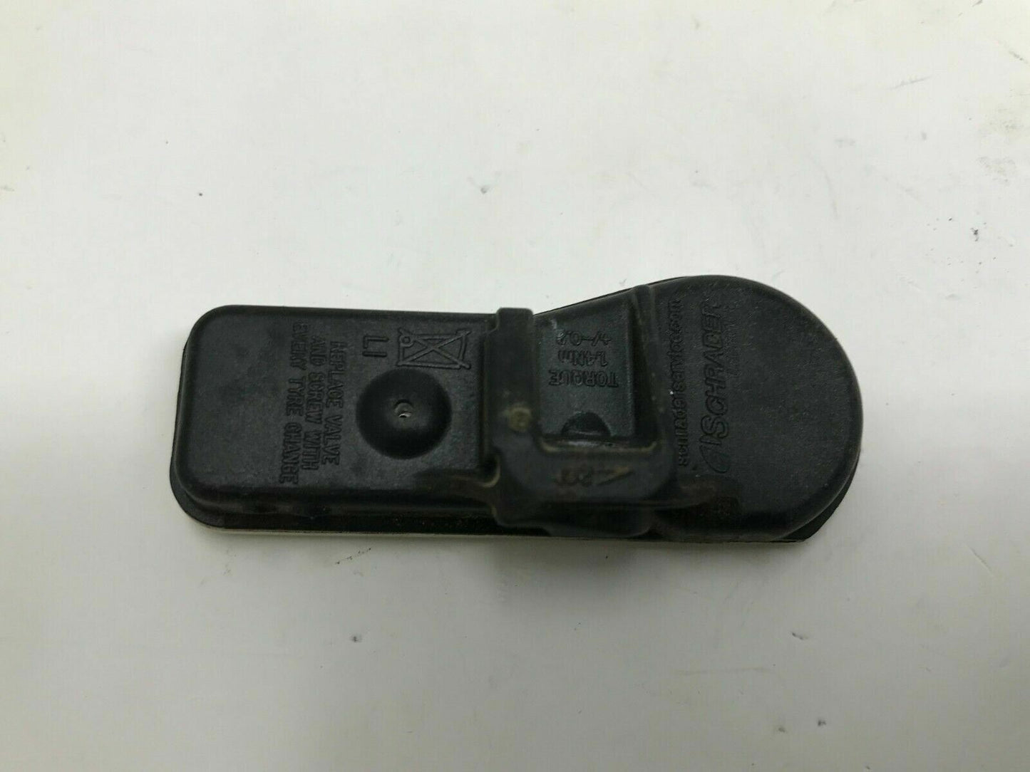 2015 Kia Soul TPMS Sensor Tire Pressure Sensor Genuine OEM E02B01013