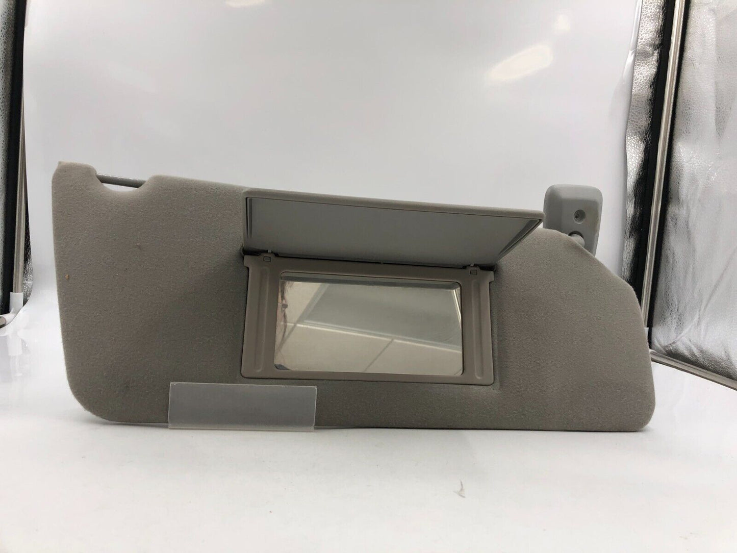 2004-2008 Ford F150 Passenger Sun Visor Sunvisor Gray OEM D01B25063