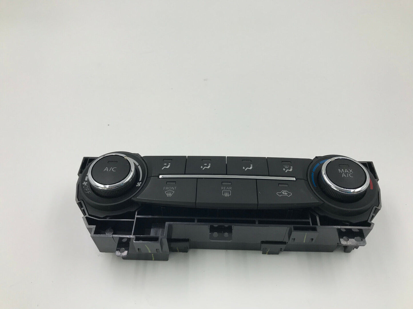 2015-2017 Nissan Sentra AC Heater Climate Control Temperature OEM E01B52001