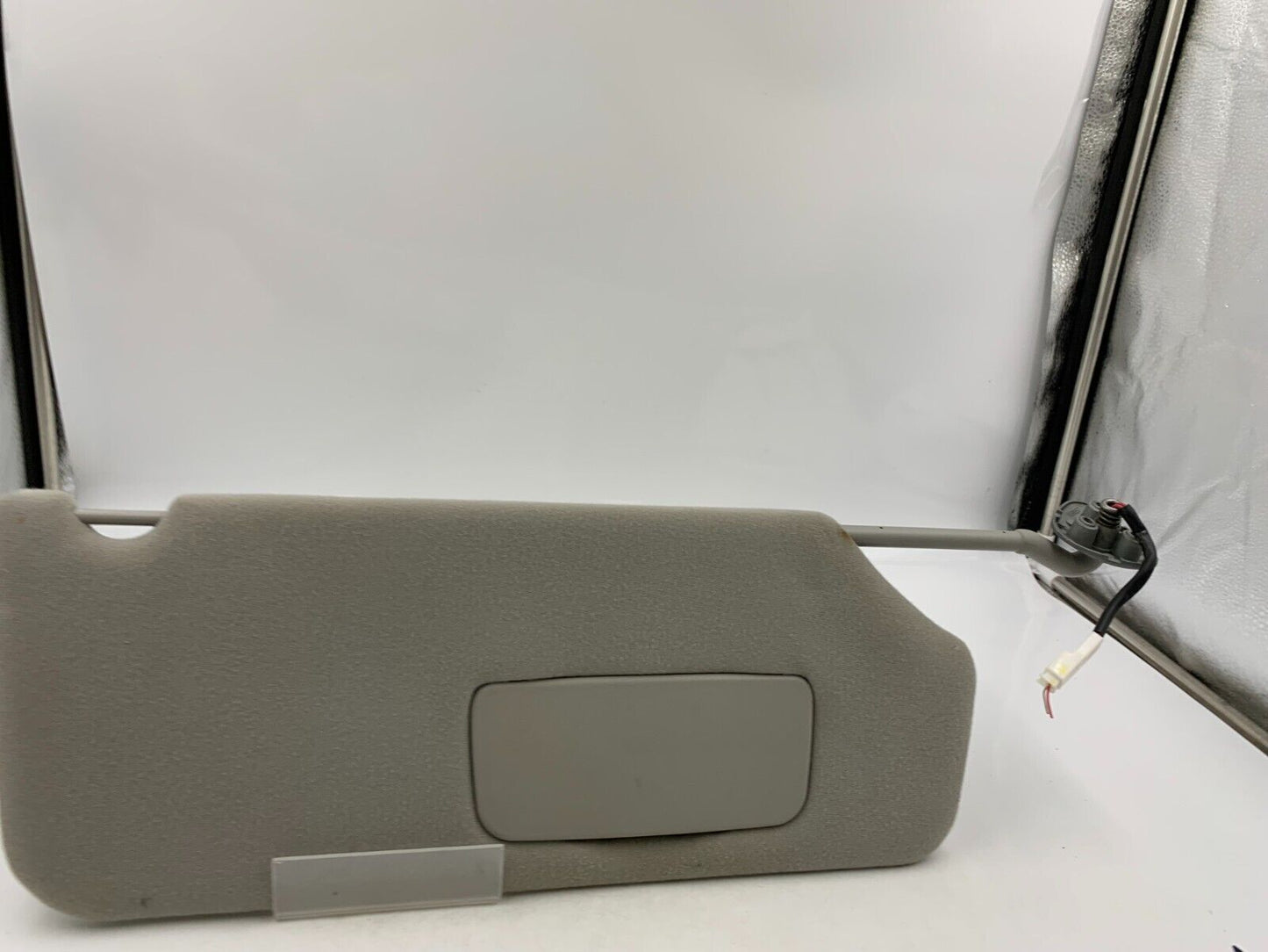 2011-2014 Toyota Sienna Passenger Sun Visor Sunvisor Gray Illuminated E01B35062