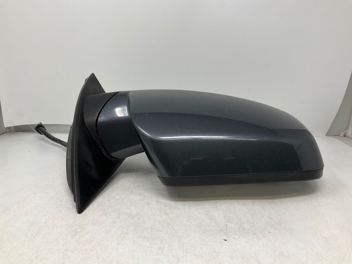 2010-2011 GMC Terrain Passenger Side Power Door Mirror Gray OEM D04B19026