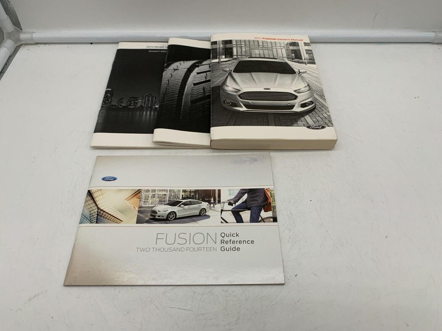 2014 Ford Fusion Owners Manual Set OEM A01B13007