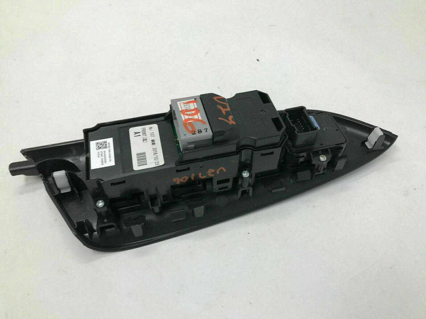 2015-2017 Honda Fit Master Power Window Switch OEM C02B03008