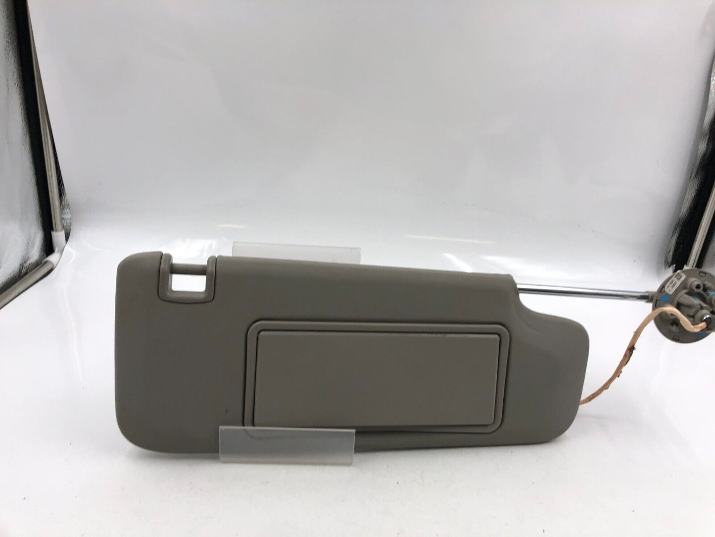 2011-2015 Buick Regal Passenger Sun Visor Sunvisor Gray Illuminated E02B38080