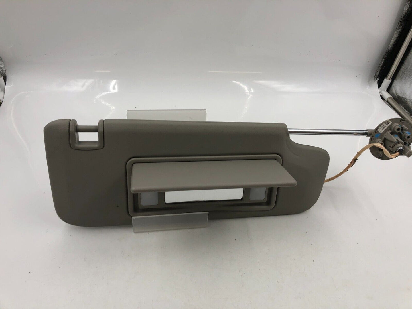 2011-2015 Buick Regal Passenger Sun Visor Sunvisor Gray Illuminated E02B38080