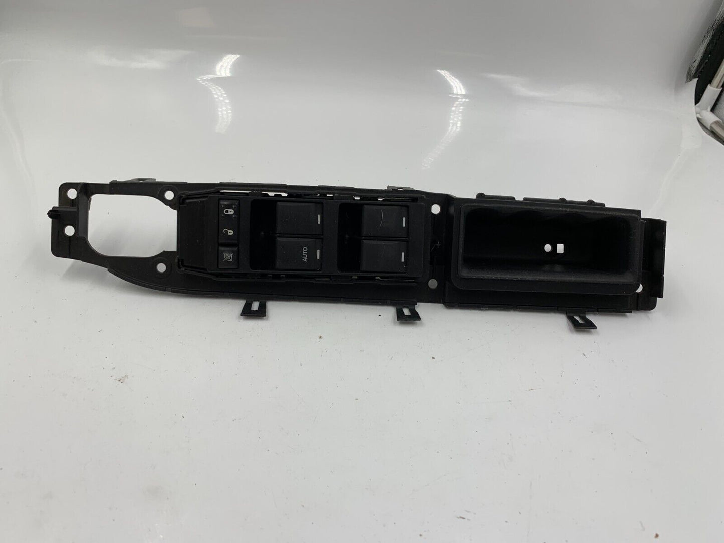 2011-2017 Jeep Compass Master Power Window Switch OEM E04B42023