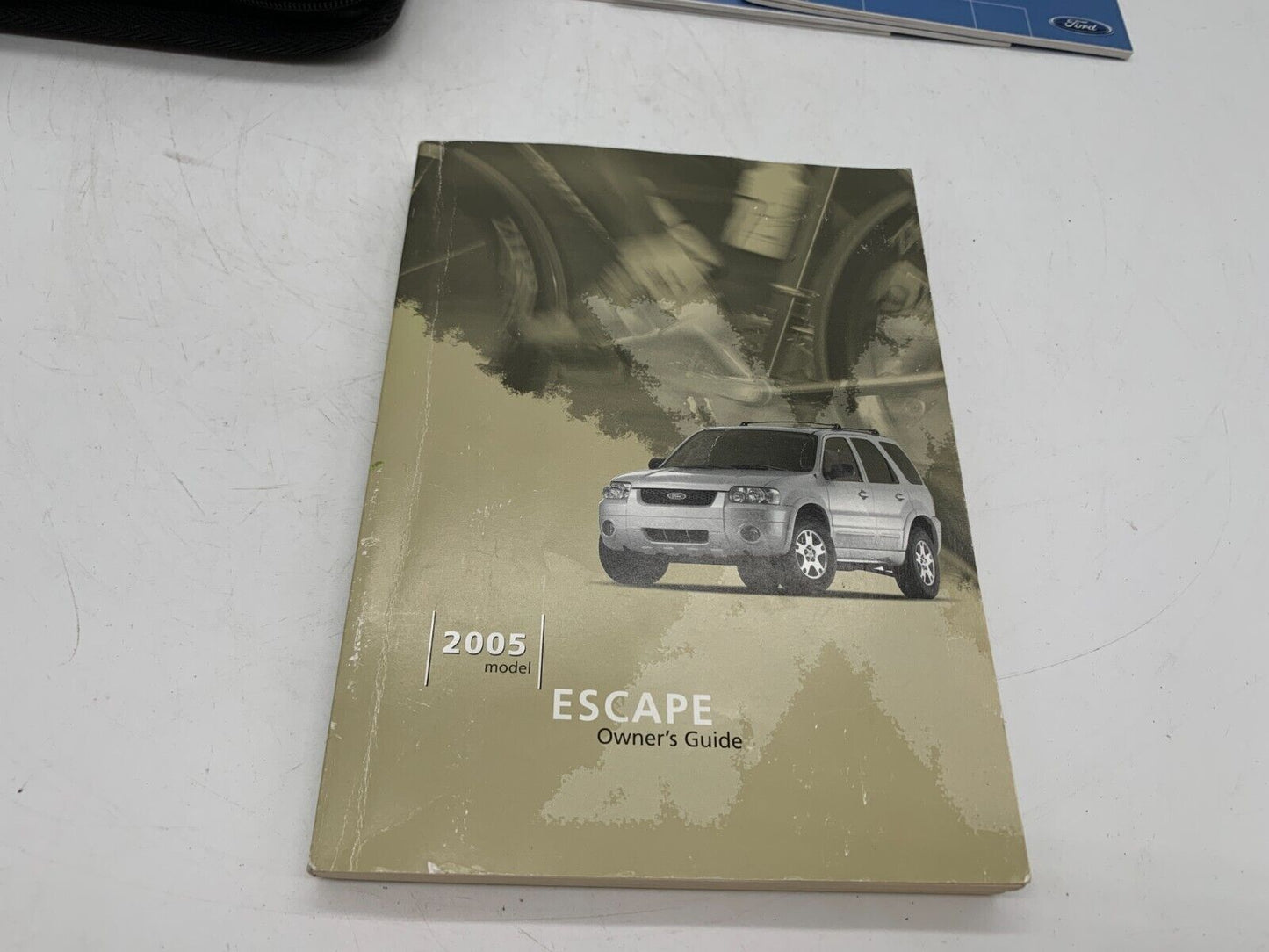 2005 Ford Escape Owners Manual with Case OEM A03B47003