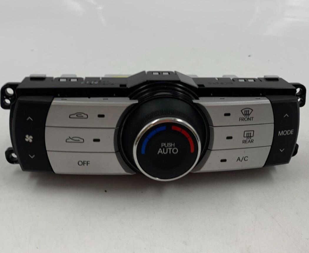 2009-2012 Hyundai Genesis AC Heater Climate Control Temperature Unit E02B25032