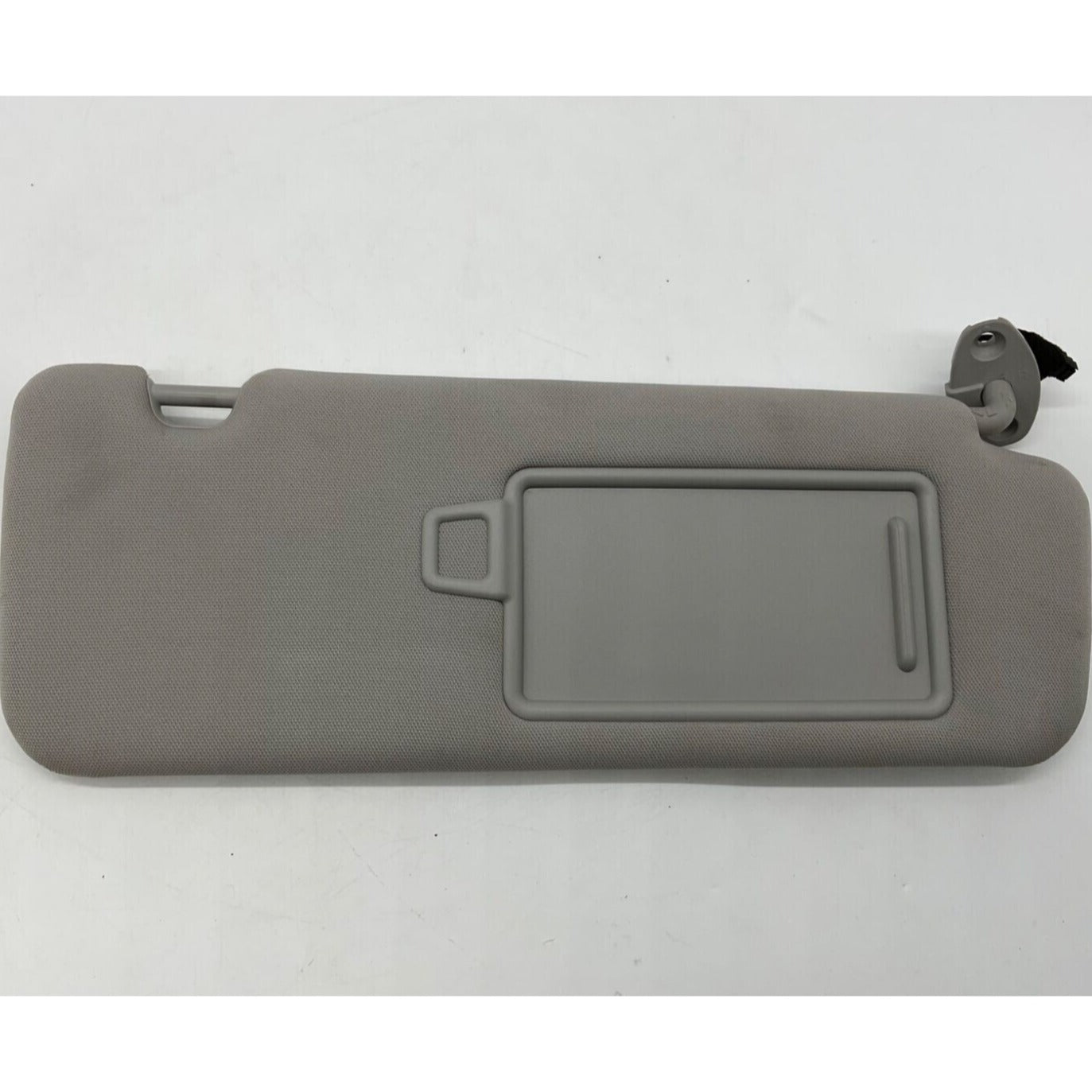 2016-2020 Kia Sorento Passenger Sun Visor Sunvisor Gray OEM A02B64012