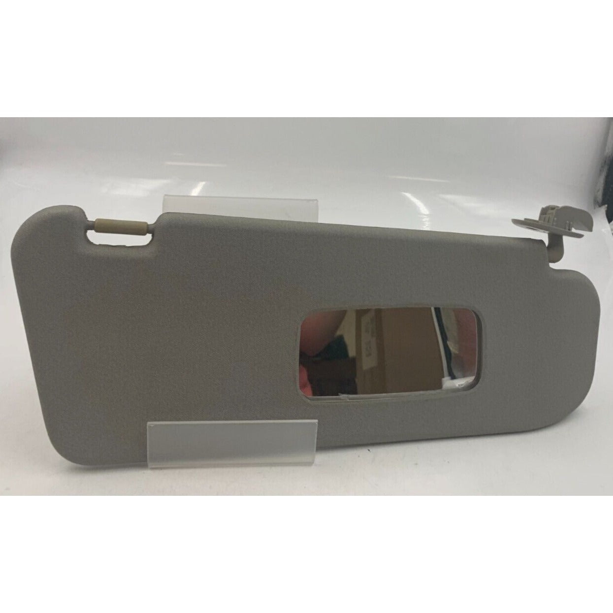 2006-2011 Chevrolet Aveo Passenger Sun Visor Sunvisor Gray OEM D02B33085