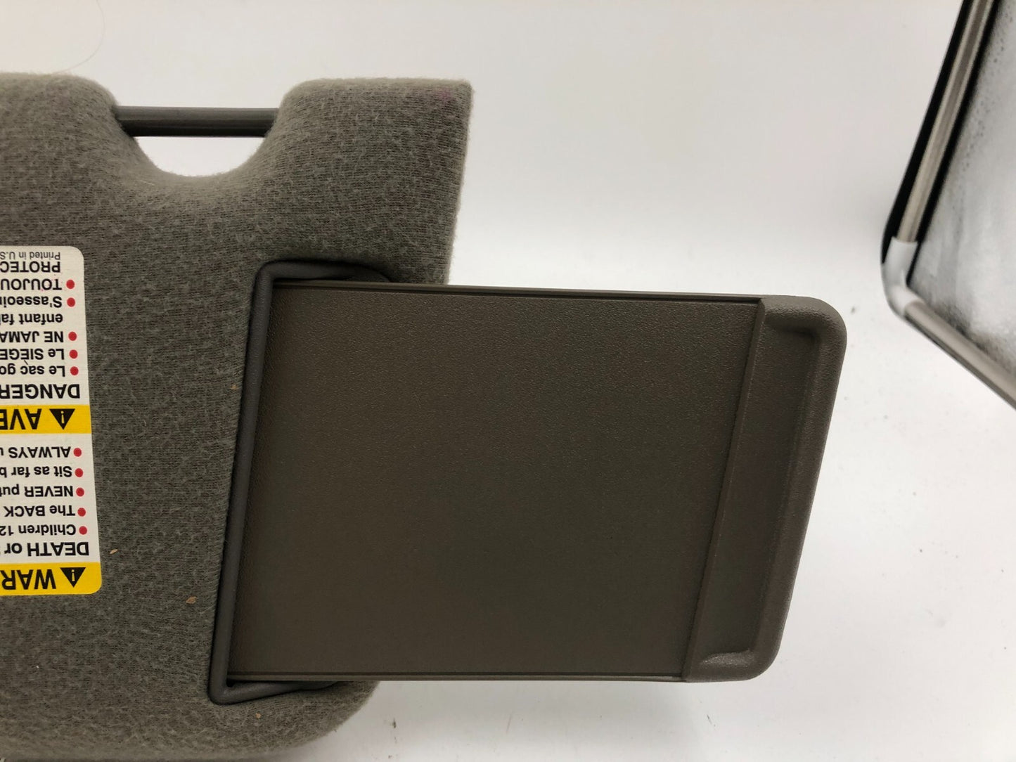 2000-2005 Chevrolet Impala Passenger Sun Visor Gray Illuminated OEM E01B18034