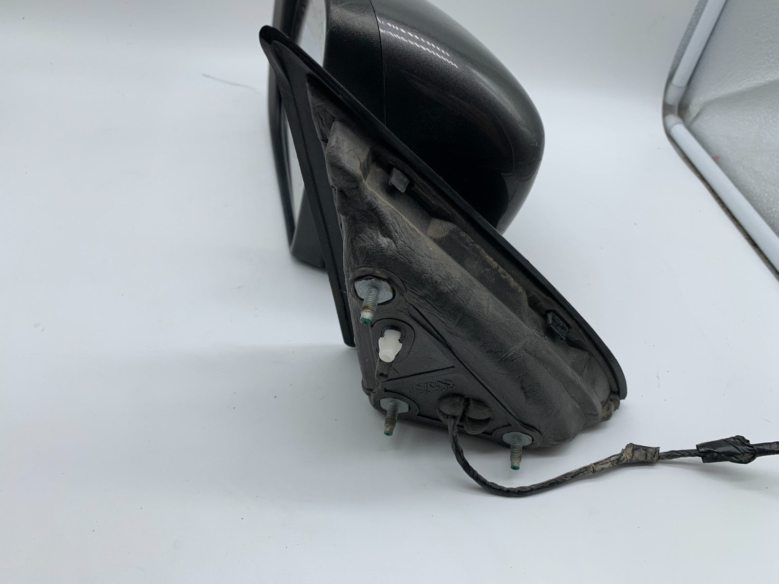 2014-2021 Jeep Cherokee Driver Side View Power Door Mirror Gray OEM A03B27010