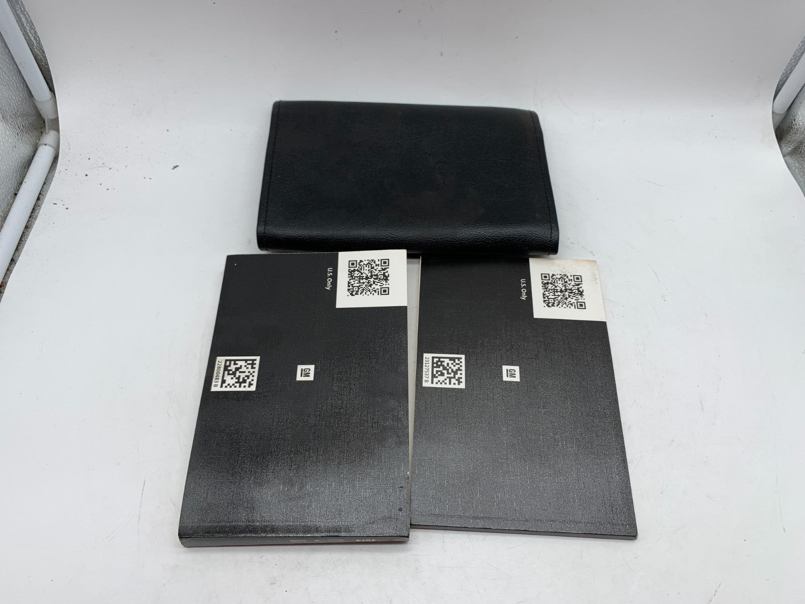 2014 Cadillac CTS Owners Manual Set with Case OEM A03B44005