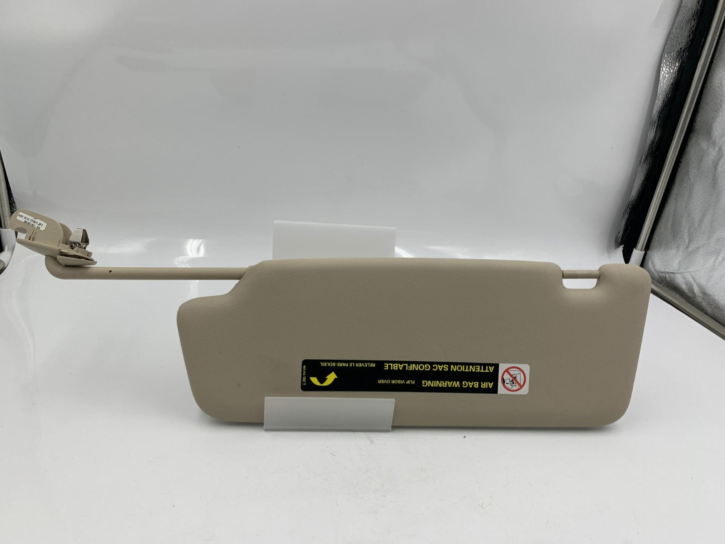 2009-2012 Audi A4 Passenger Sun Visor Sunvisor Gray Illuminated OEM D02B32026