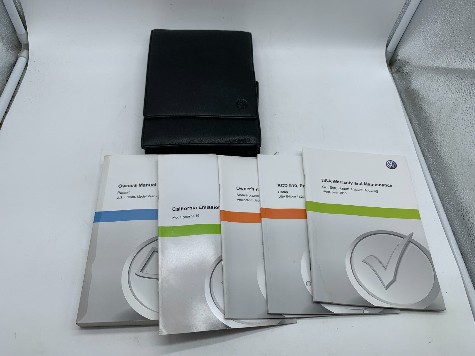 2015 Volkswagen Passat Owners Manual Set with Case OEM D02B09042