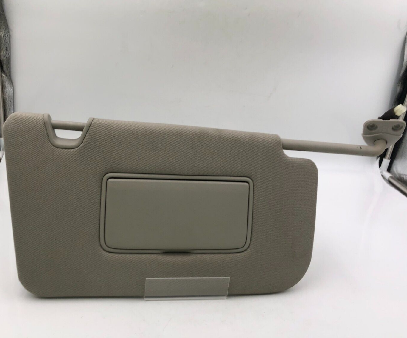 2014-2017 Nissan Rogue Passenger Sun Visor Gray Illumination OEM D03B31083