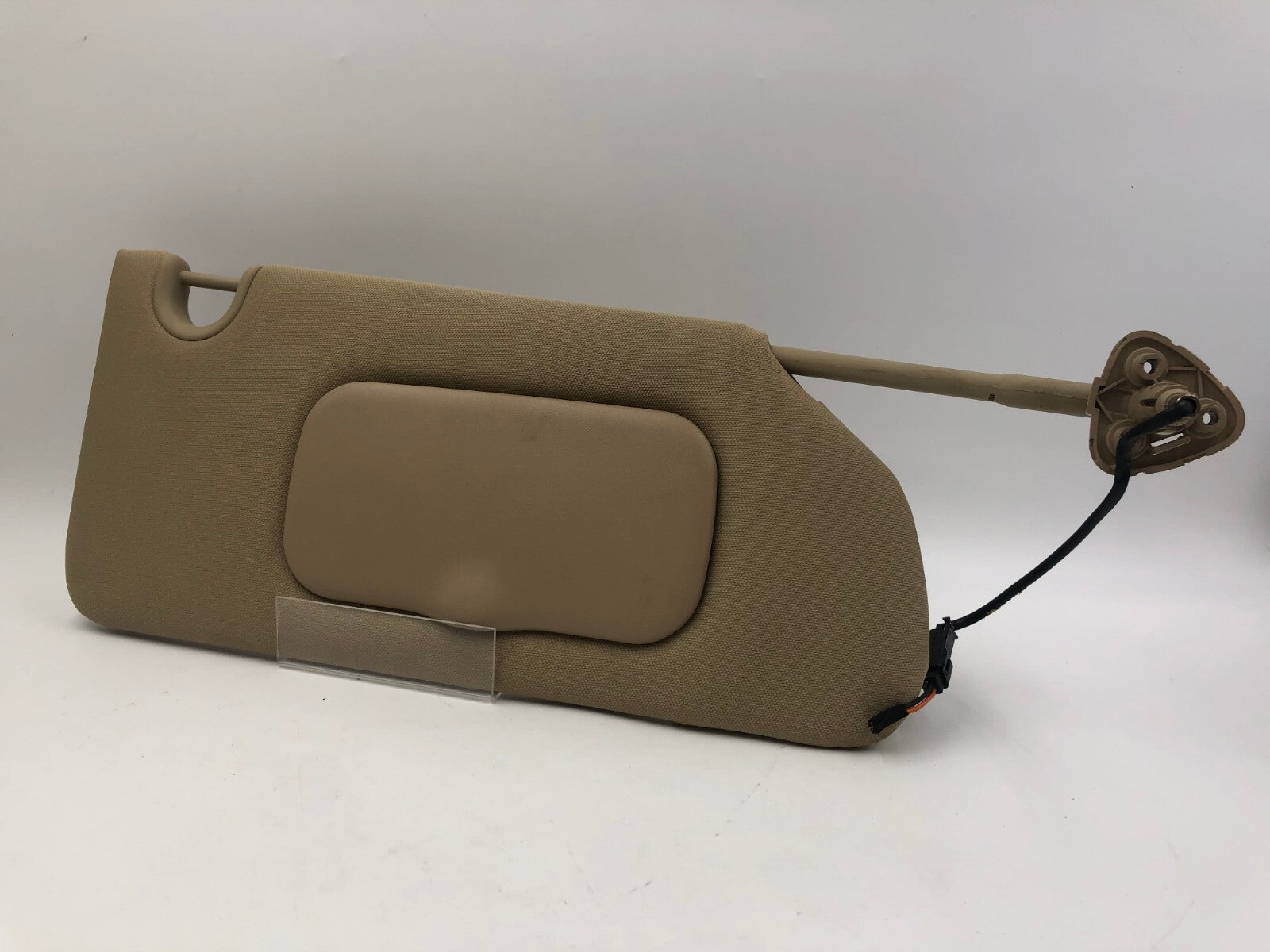 2006-2011 Buick Lucerne Passenger Sun Visor Brown Illumination OEM E01B02069