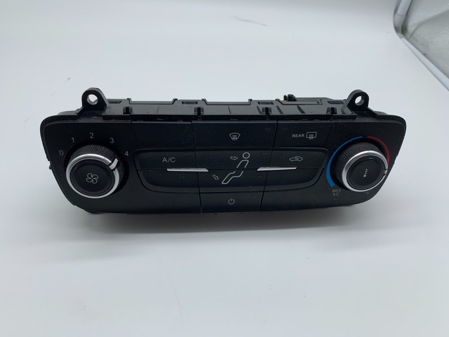 2015-2018 Ford Focus Climate Control AC Heater Unit OEM D02B64017