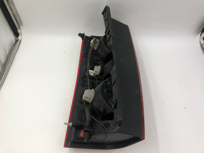 2007-2014 Chevrolet Suburban 1500 Passenger Side Tail Light Taillight D03B61001